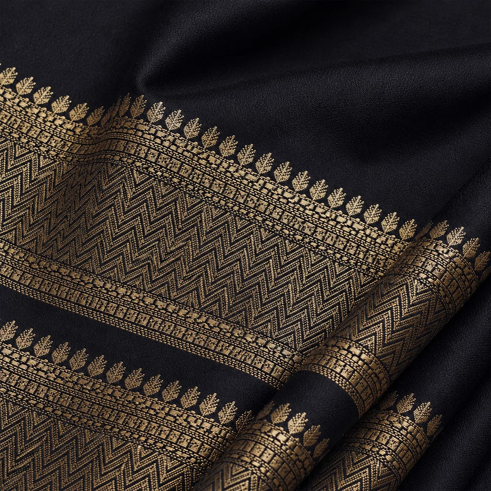 Ganga in Celestial Blue & Pure Gold - Angle 18
